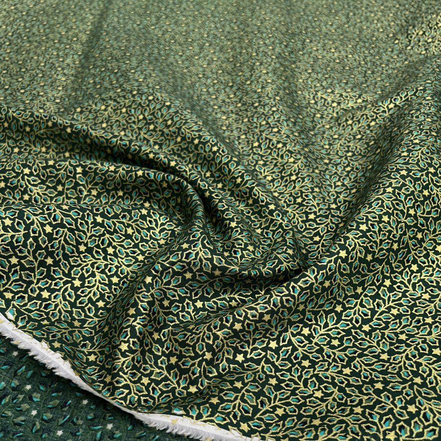 Remnant christmas cotton hollygrove green 0-5m