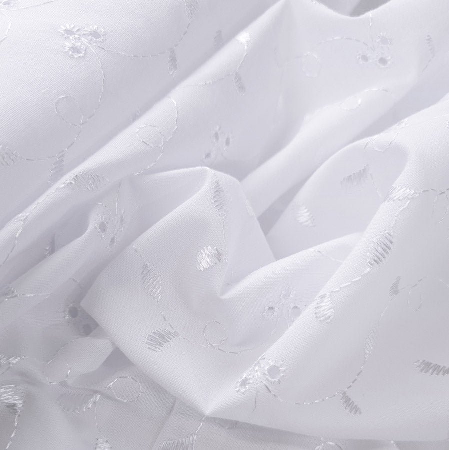 3 Hole Broderie Anglaise Fabric Floral White Close Up
