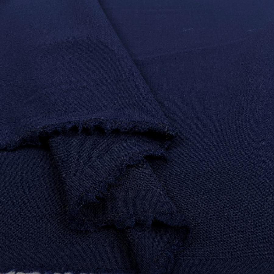 Italian Weave Navy Blue Wool Elastane Ex Designer Stretch Suiting Fabric Fold