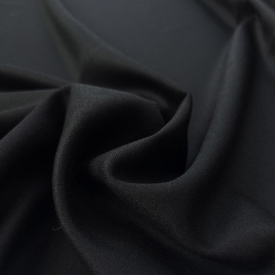 Blackthorn black worsted wool british fine woven suiting fabric cu