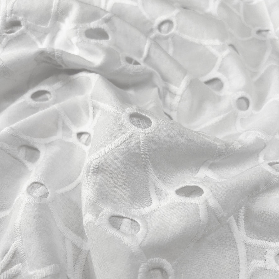 Broderie Anglaise Pippa White Floral Cotton Embroidered Woven Summer Dress Fabric