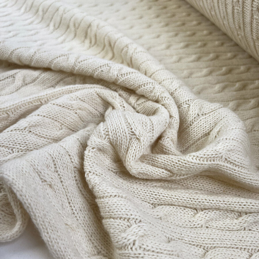 Cable Car Chunky Wool Ivory Cream Italian Knittted Lambswool Jumper Fabric