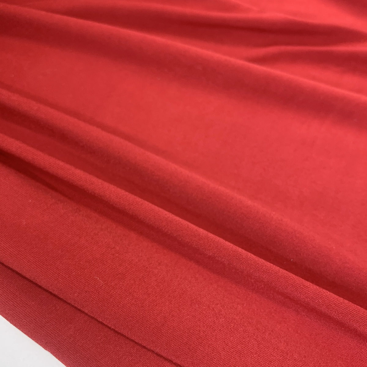Jersey Slinky Red Jersey Polyester Knitted Fabric Fold