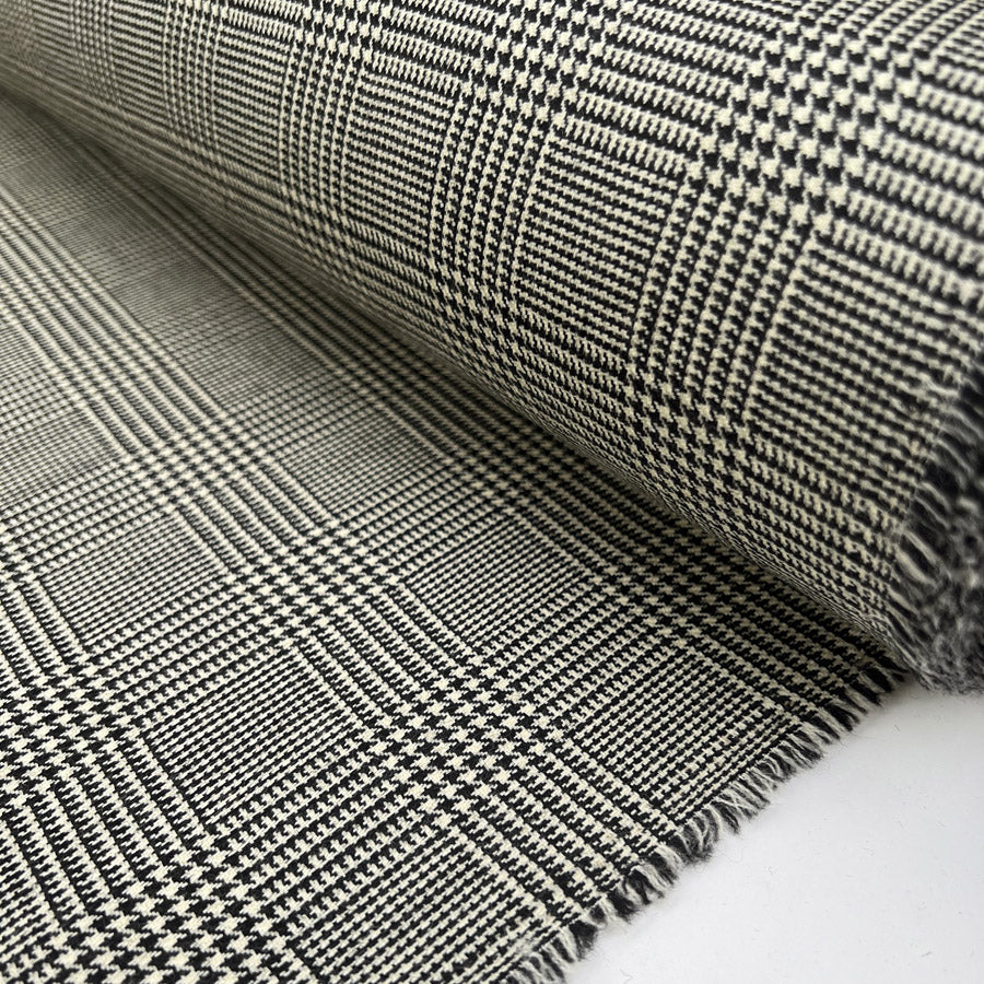 Kentish Wool Black White Houndstooth Check British Suiting Fabric Roll