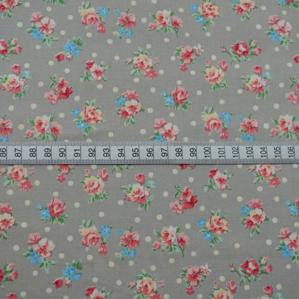Kitson Wedgewood Grey Grey Beige Floral Solid Cotton Quilt Craft Fabric S