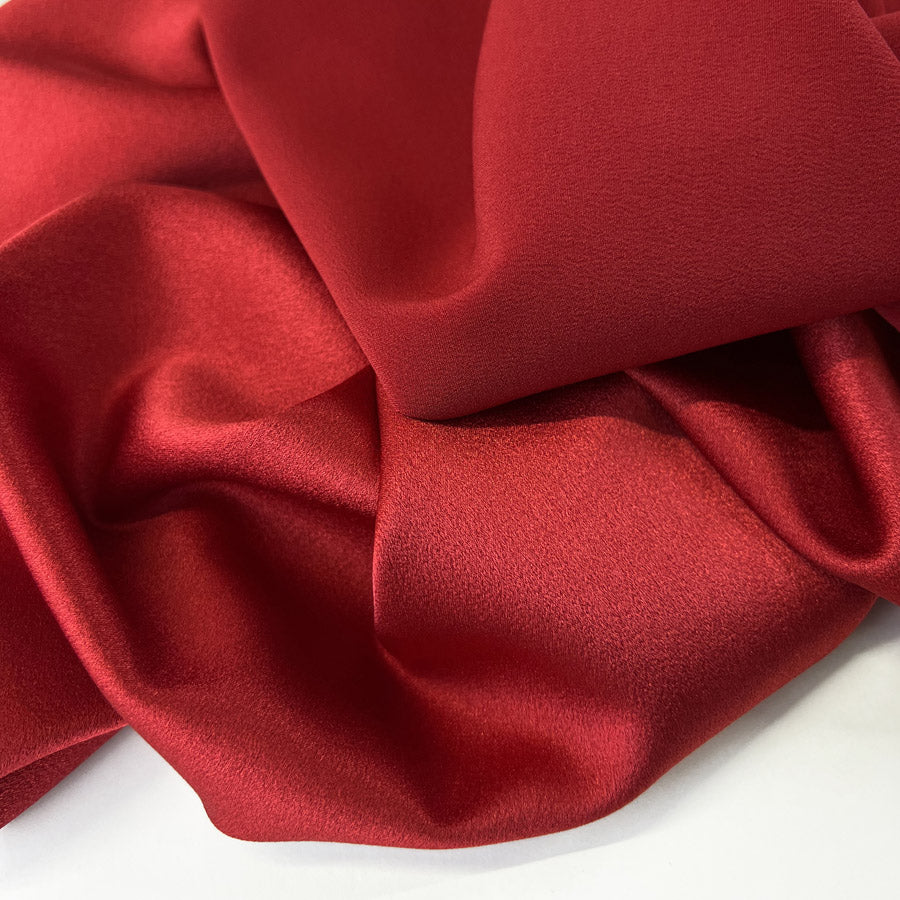 Luxury Satin Backed Crepe Red Dressmaking Fabric Cu1