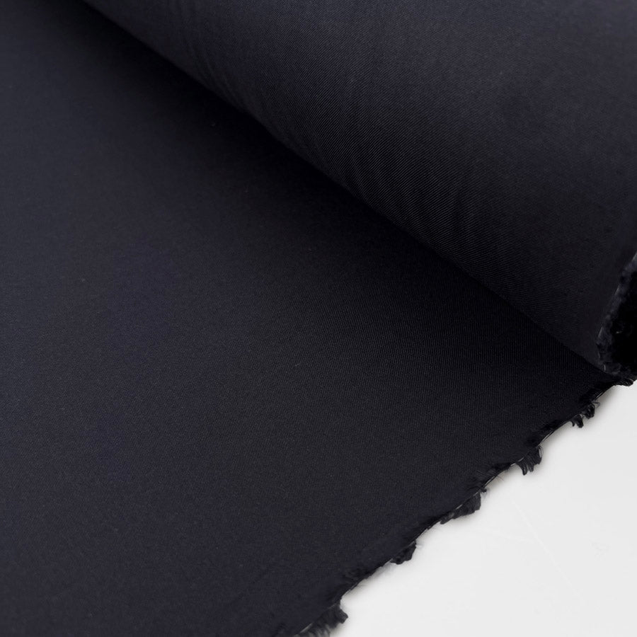 Navy finest italian cotton shirting filo bella roll