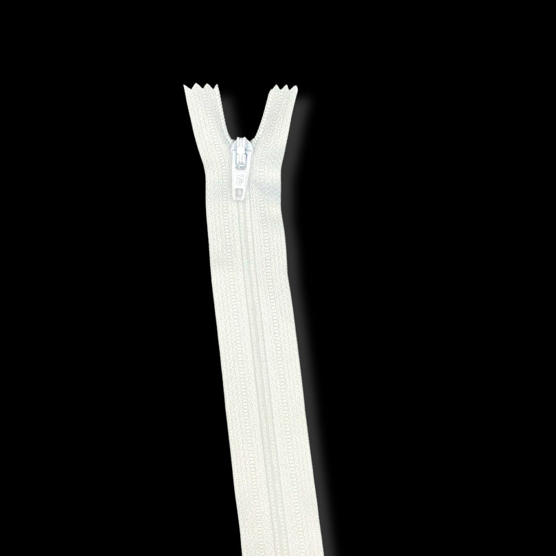 Nylon Zip Bright White E62Fa8C0 656A 4C00 A1Fe 598511A3A648