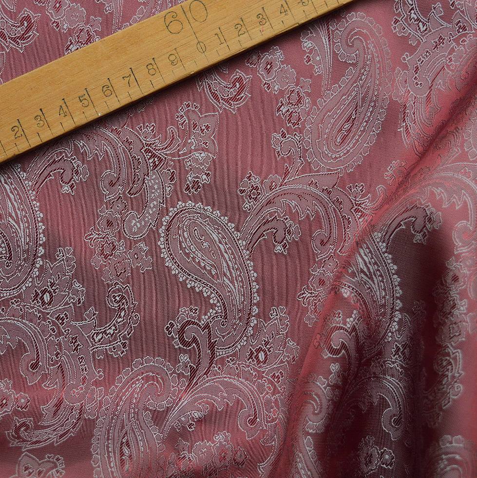 Paisley Changeant Linings B Pink Rose Red Silver Paisley Lining Fabric Cus 059174E8 675E 4393 B6Ce F0E993544463