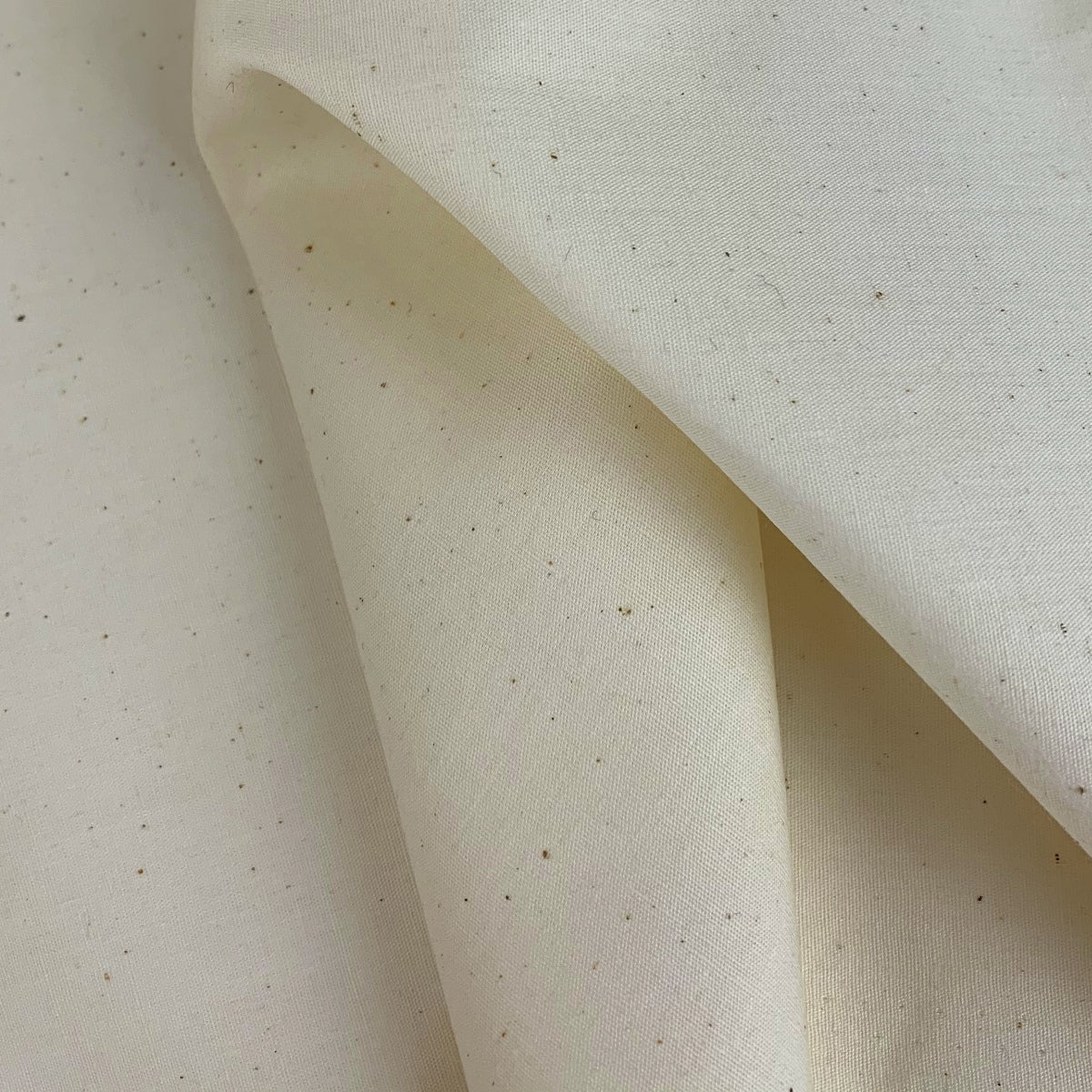 Plain Cotton Poplin Natural Cream Fold 1