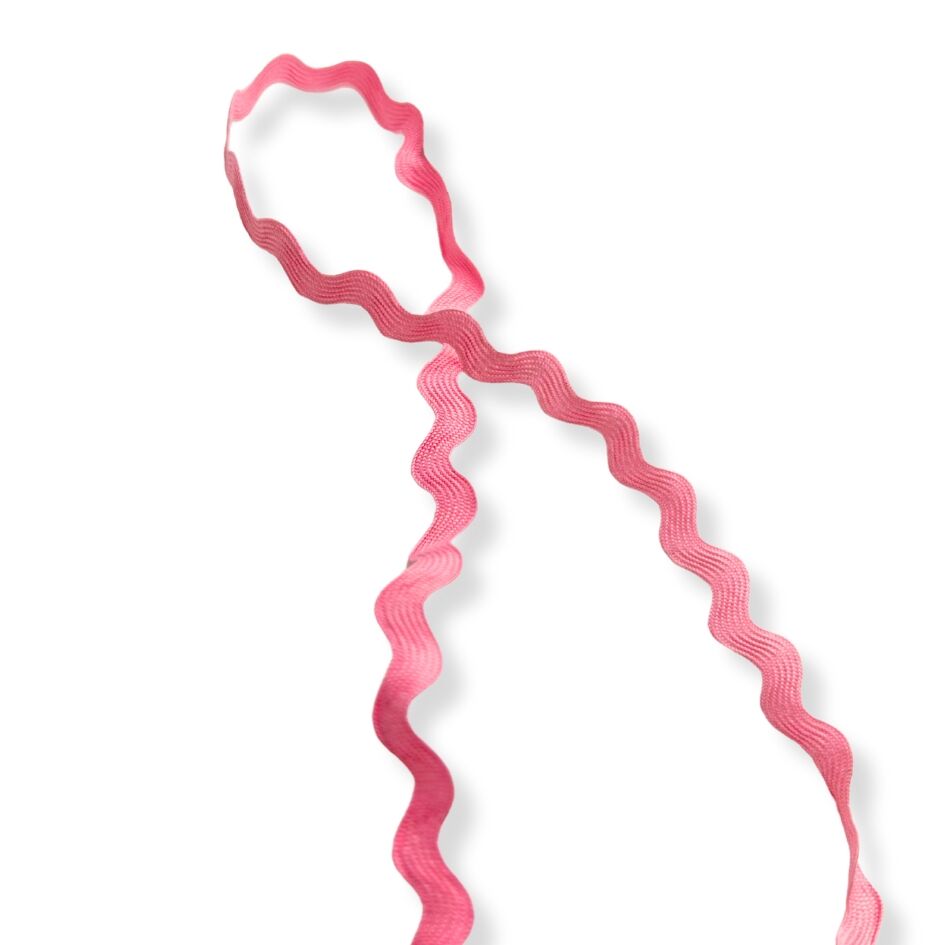 Polyester Ric Rac Trim Edging Bubblegum Pink 6mm Twist