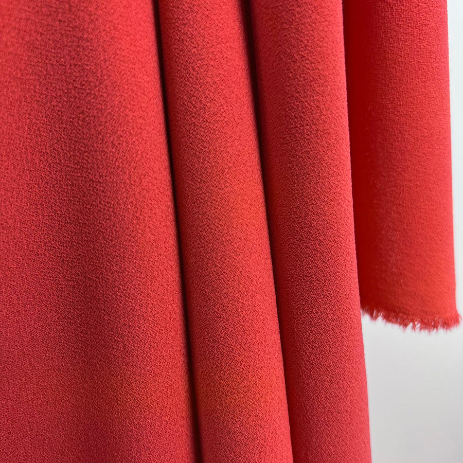Polyester Triple Crepe Fabric Strawberry Hang2 300231D4 0Ca0 4268 Af53 B73938Fa5D1C