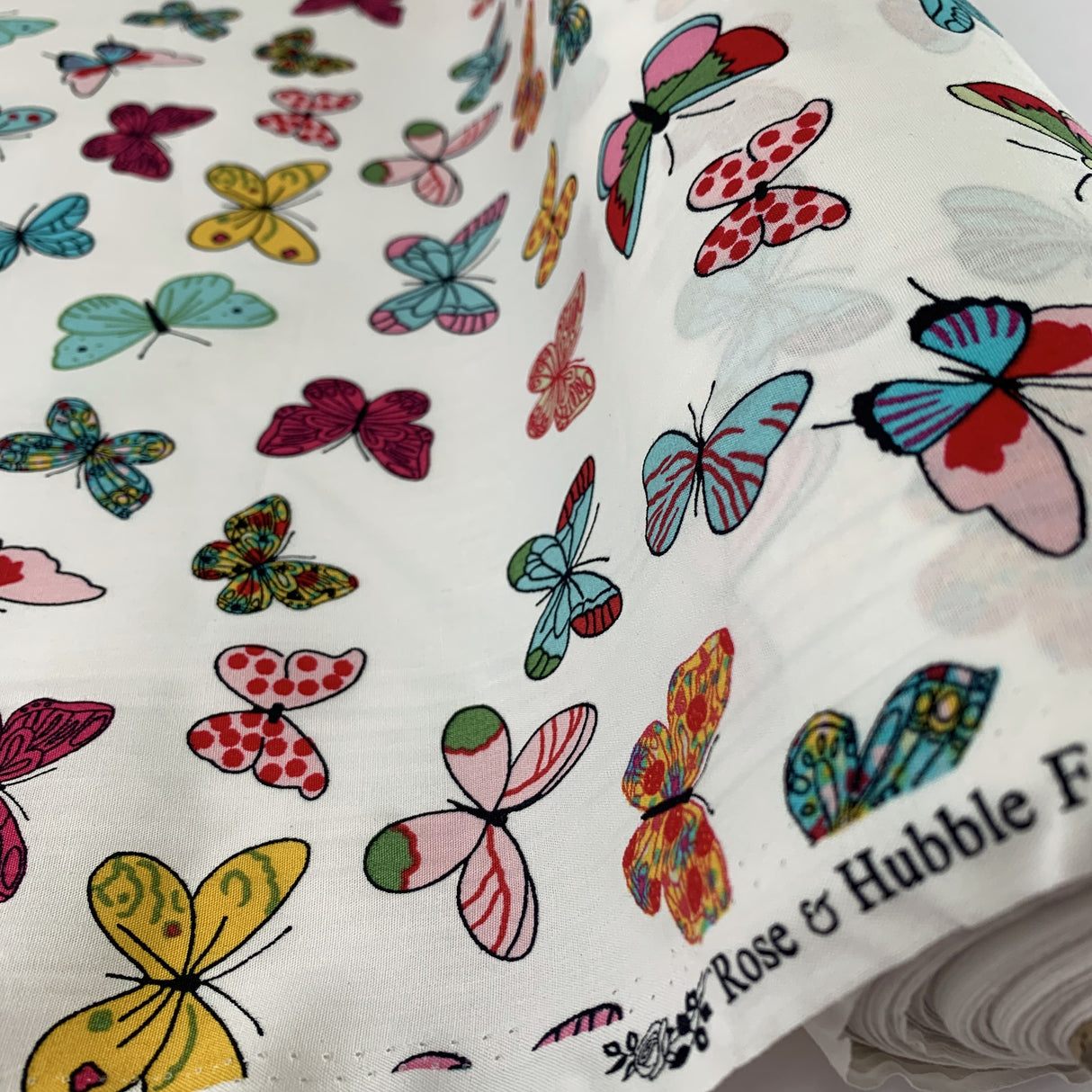 Poplin Prints Butterflies Ivory Fabric Roll