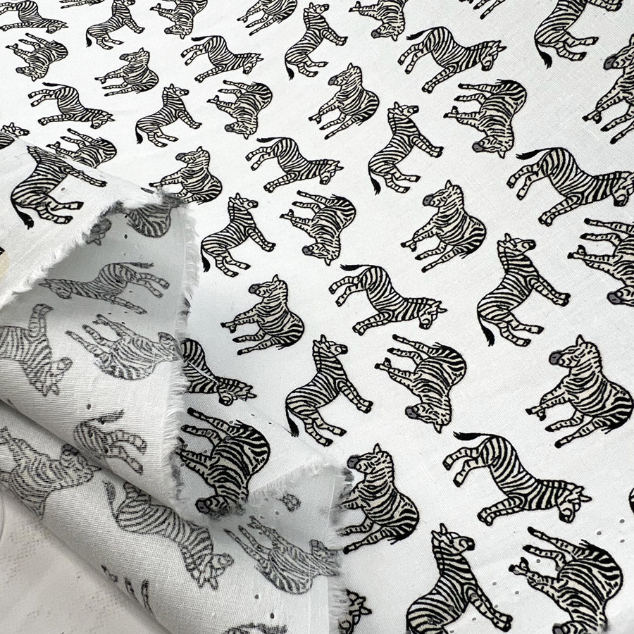 Poplin Styles Zebra White Black Cotton Dress Fabric Fold