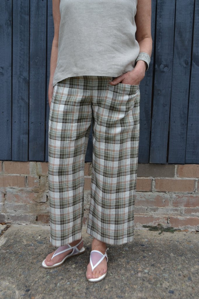 Robbie pants pattern tessuti 2