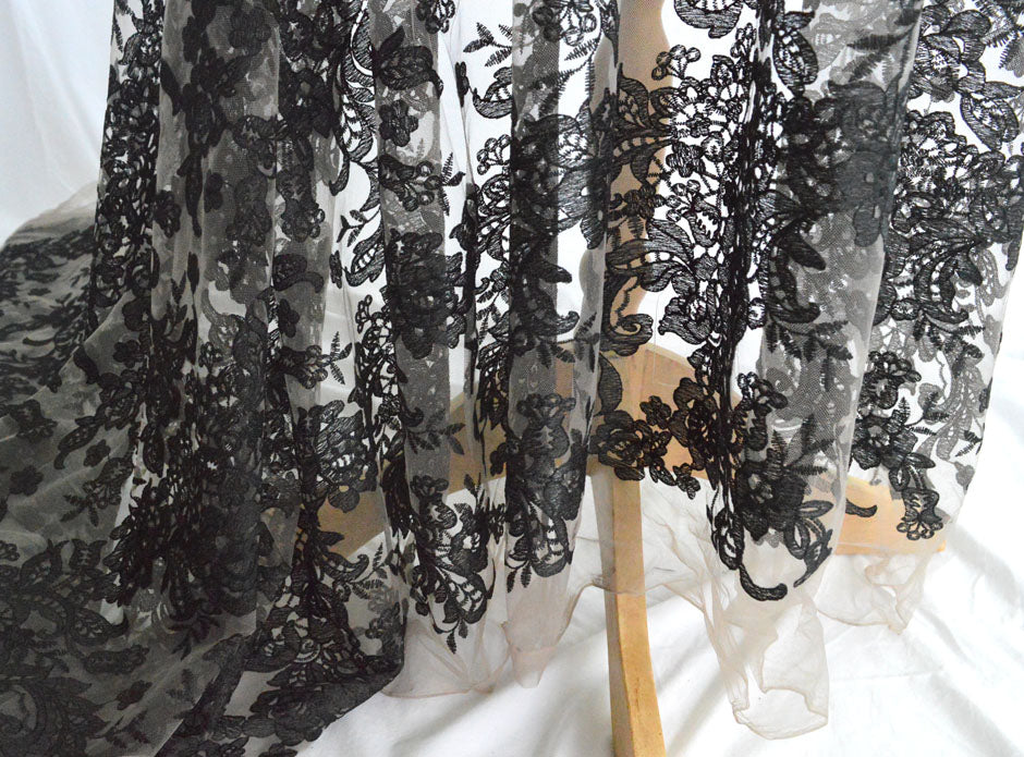 To Party Floral Black Lace D