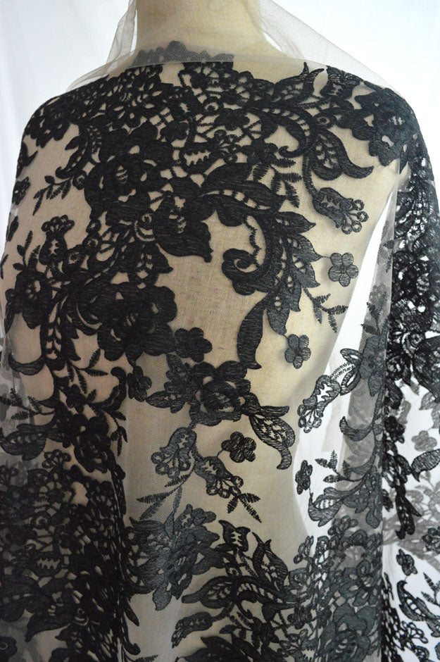 To Party Floral Black Lace Mcu