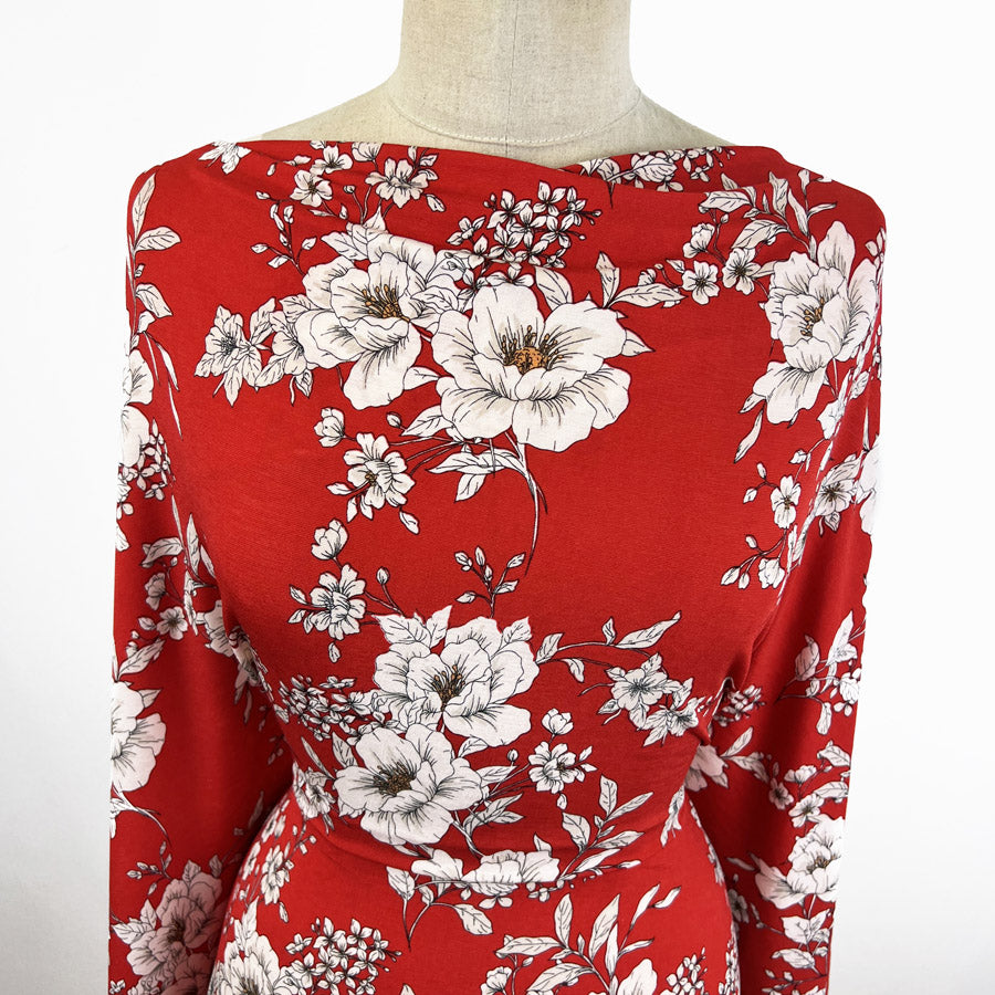 Turn The Night Sky Red Slinky Polyester Elastane Floral Printed Knitted Jersey Fabric Chest