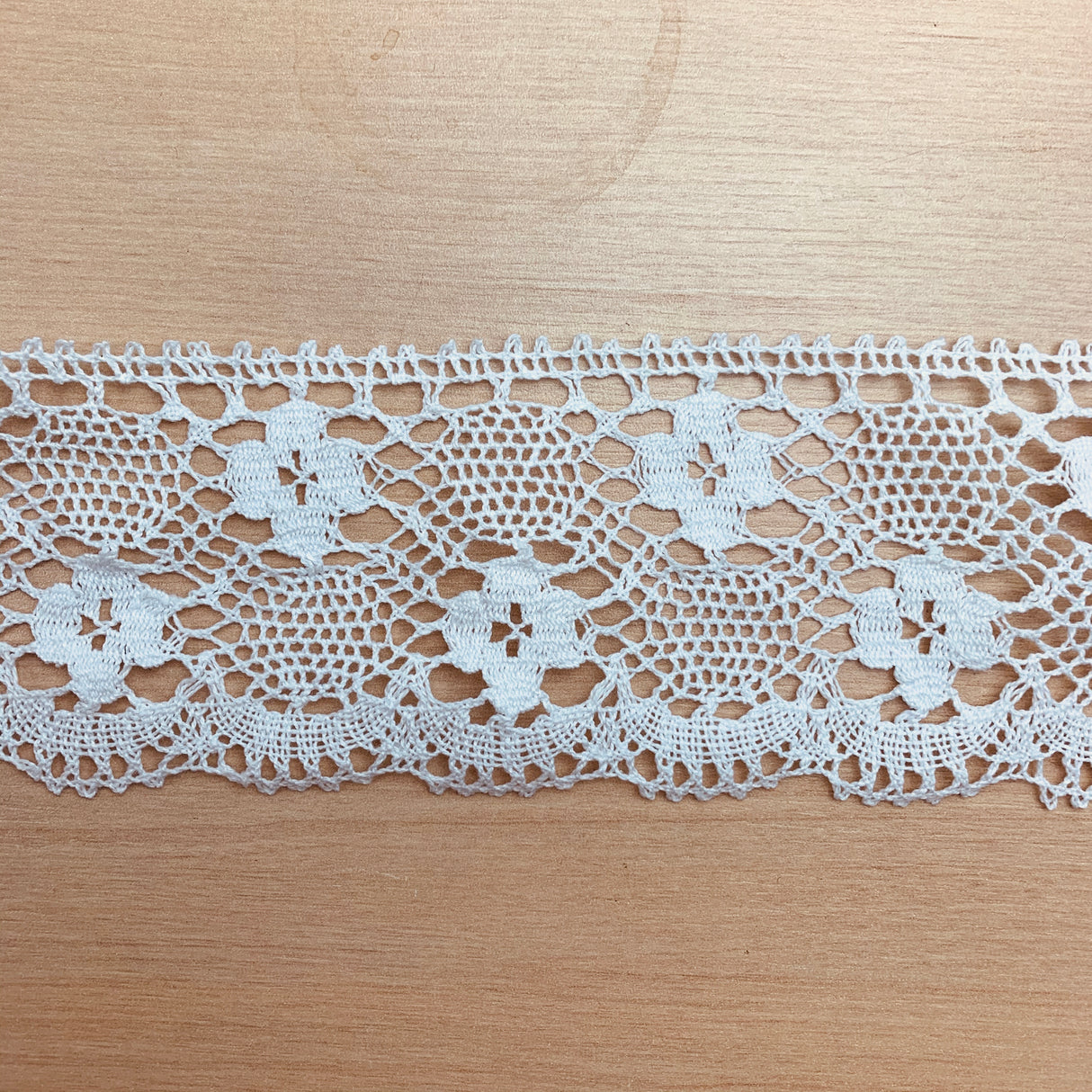 White Floral Crochet Lace Scallop Eyelash Edge Trimming 1