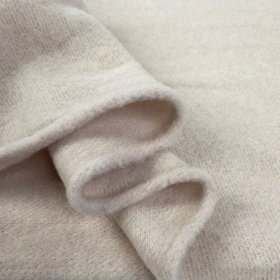 100% Fleece Wool Cream Australian Virgin Oeko Tex Knitted Coat Fabric Fold