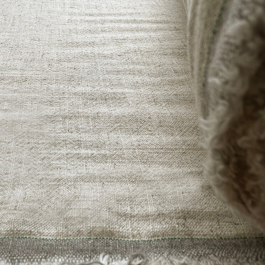 Remnant - Hector - Oatmeal (1m)