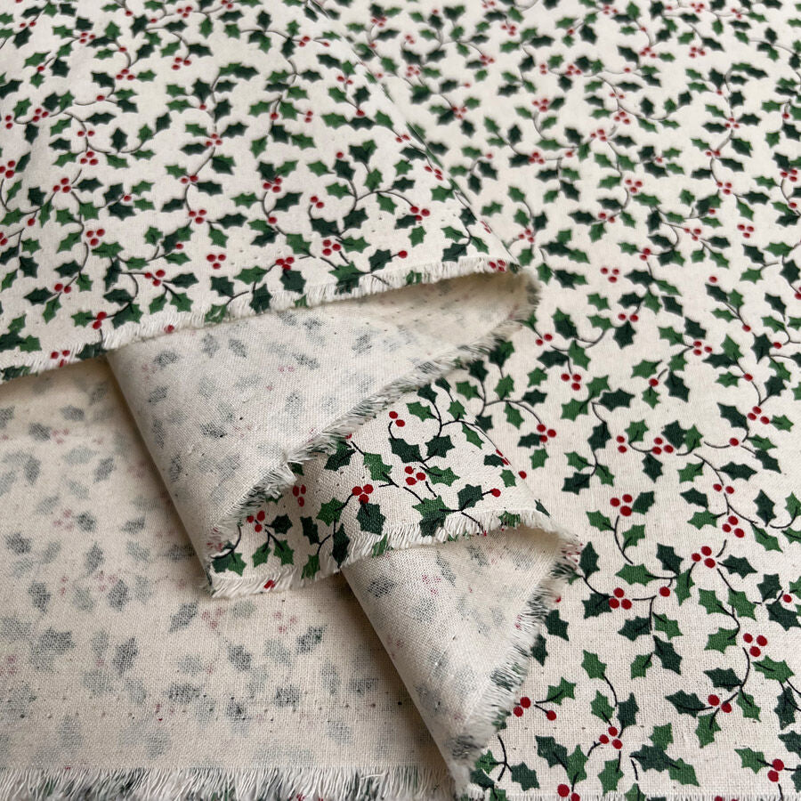 Christmas Cotton - Holly Natural - Dainty