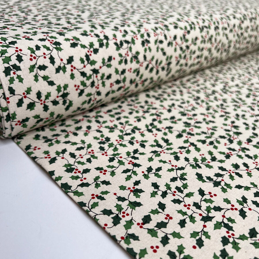 Christmas Cotton - Holly Natural - Dainty