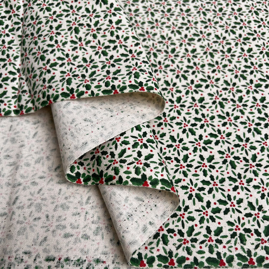 Christmas Cotton - Holly Natural - Pettit