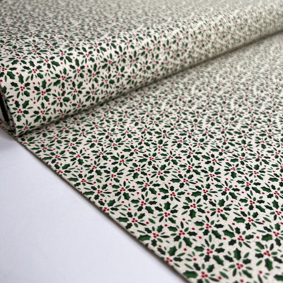 Christmas Cotton - Holly Natural - Pettit
