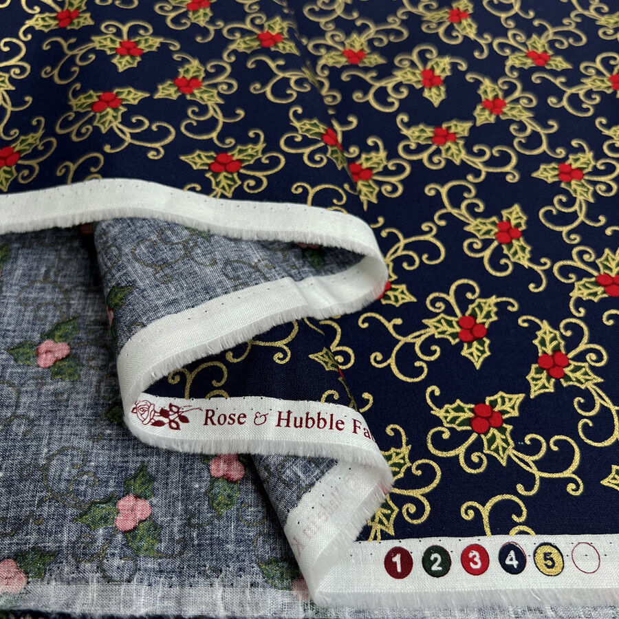 Christmas Cotton - Berries & Holly - Blue