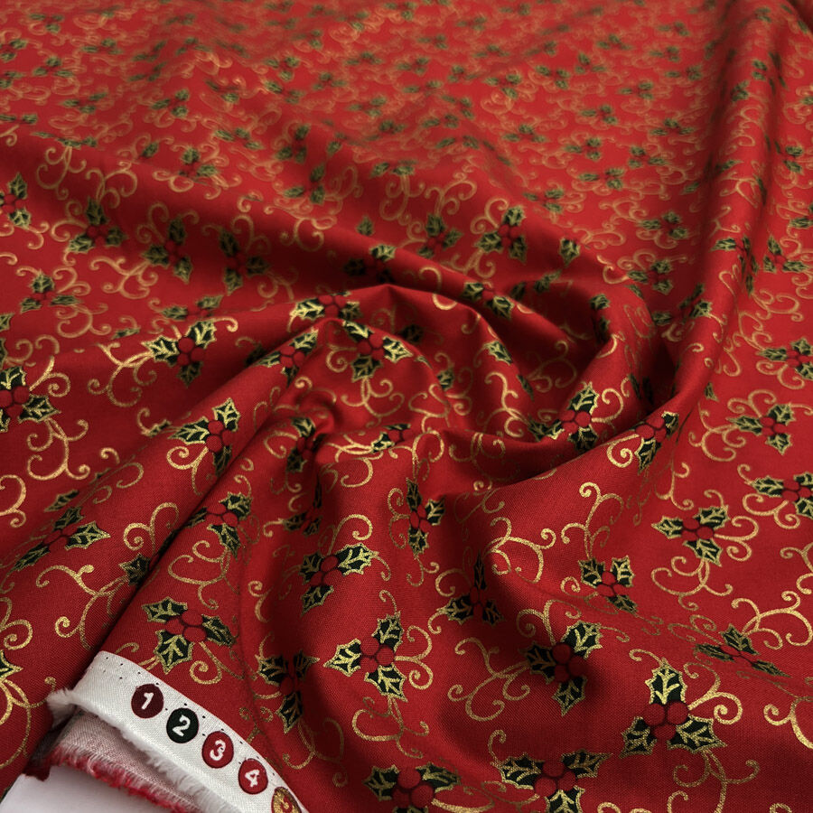 Christmas Cotton - Berries & Holly - Red