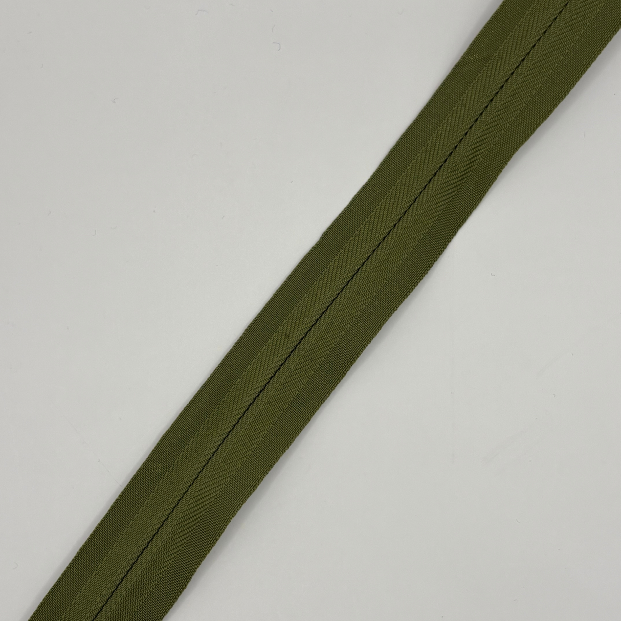 24 Inch Concealed Nylon Zips