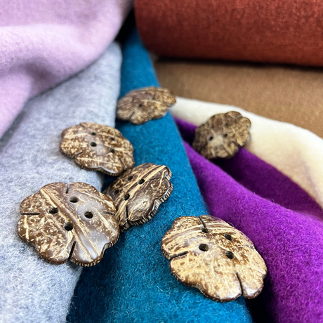 Pack of 6 Large Coconut Buttons (50mm)