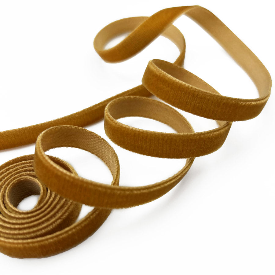 9mm Berisfords Velvet Ribbon's (5m)