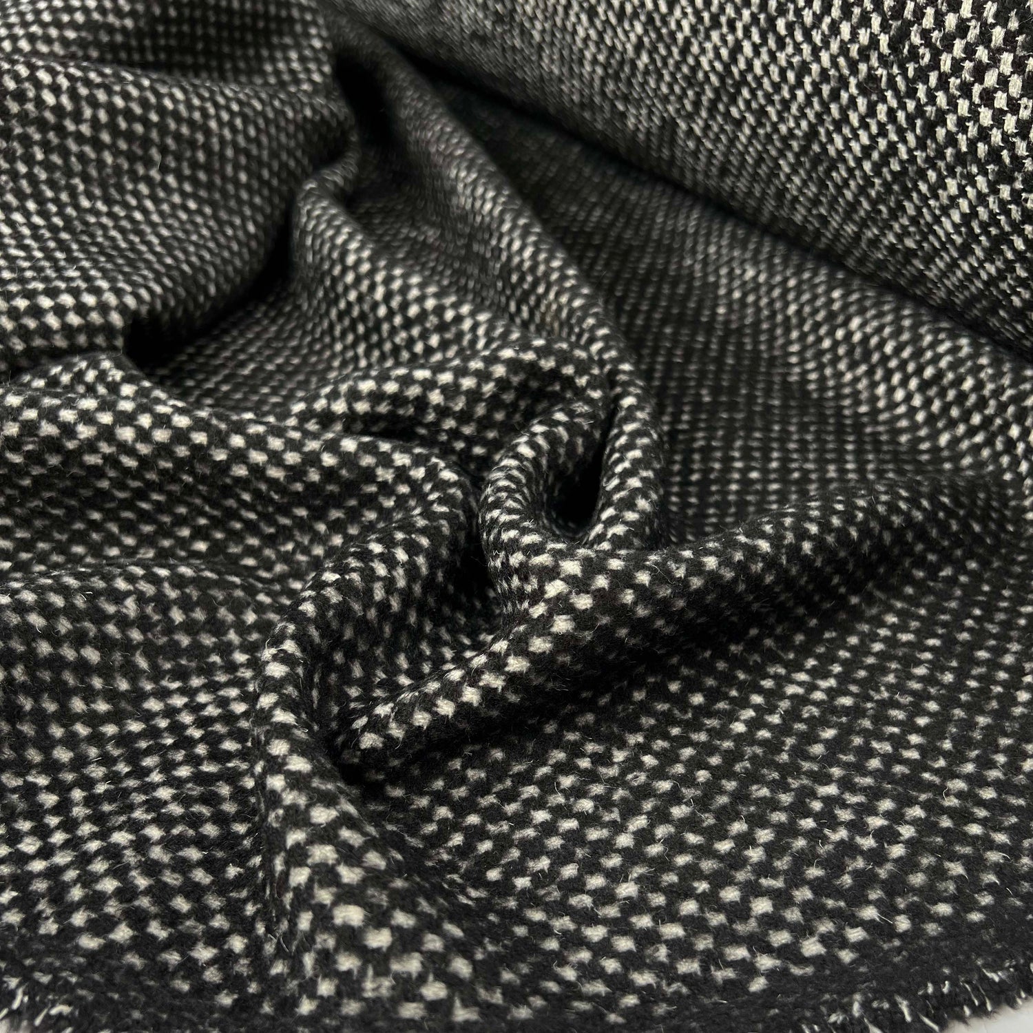 Arctic Circle Polyester Wool Gingham Black White Spot Coating Fabric CU