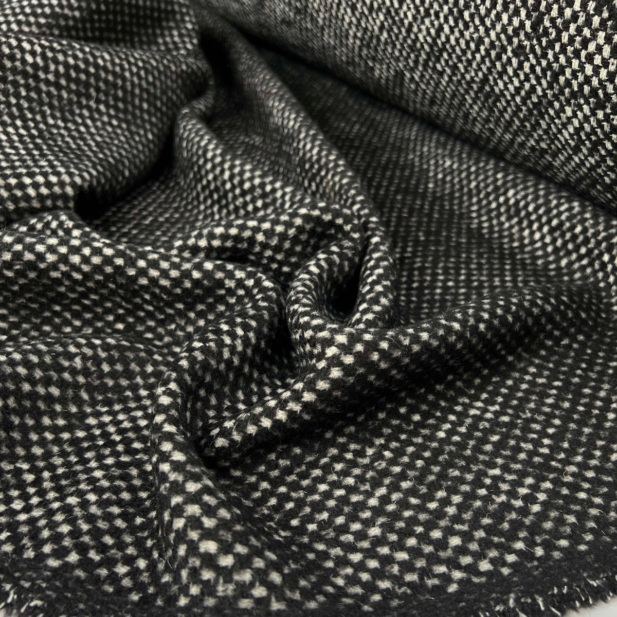 Arctic Circle Polyester Wool Gingham Black White Spot Coating Fabric CU