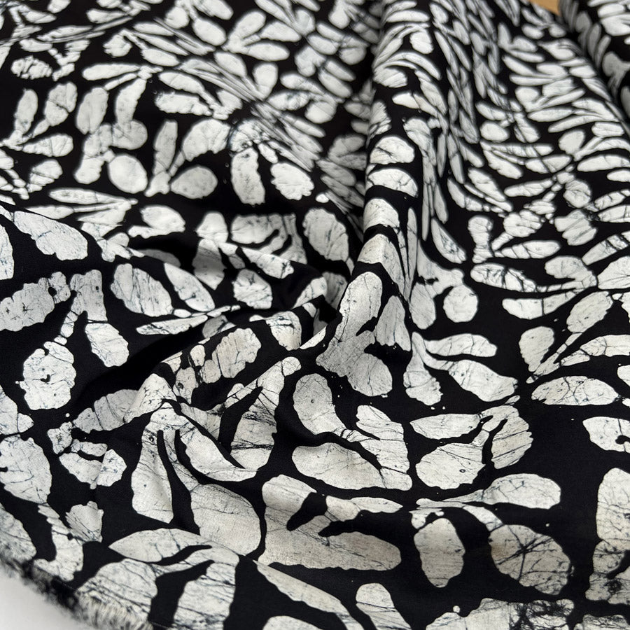 Batik - Floral Silhouette