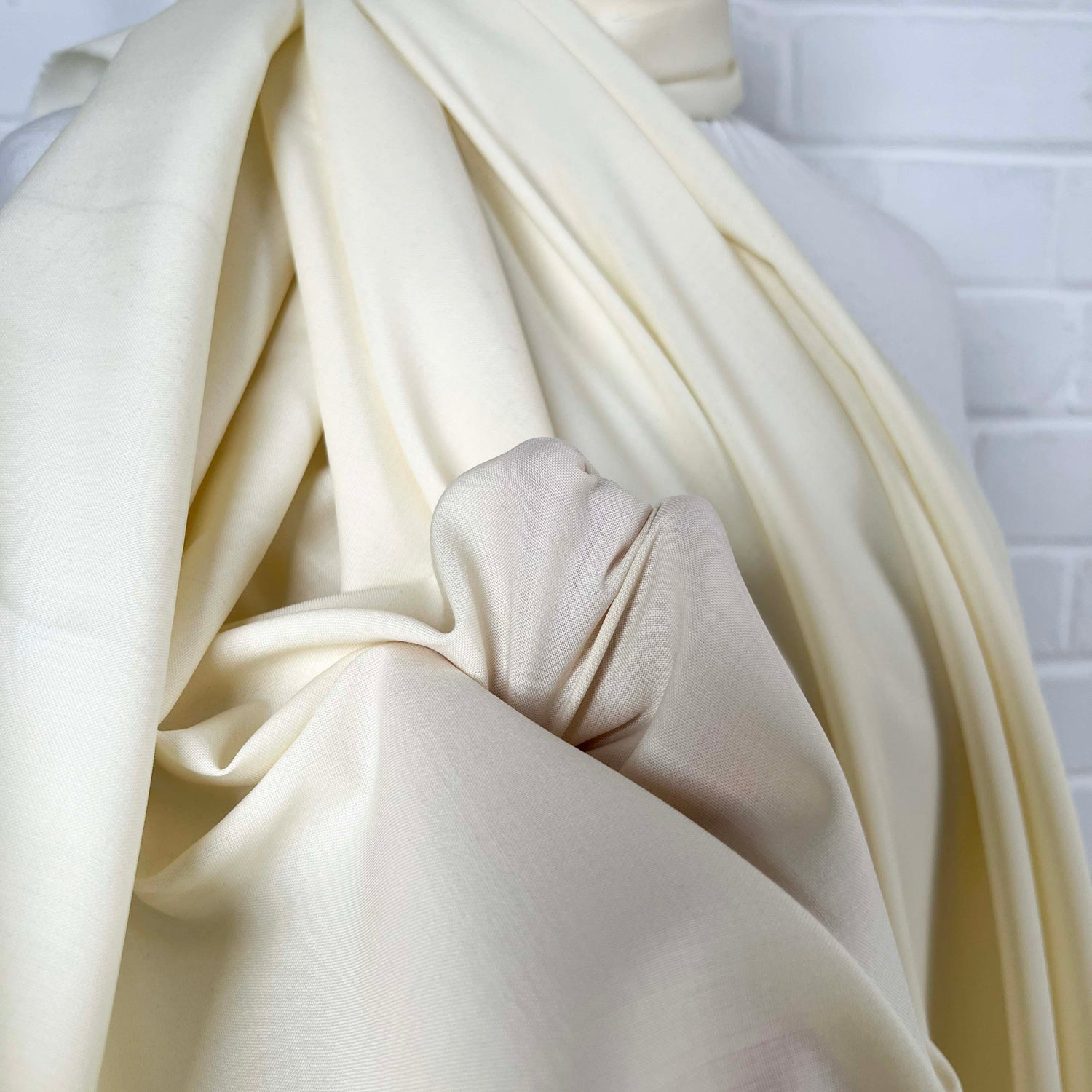 Blandings Virgin Wool Cream Plain Fabric CU