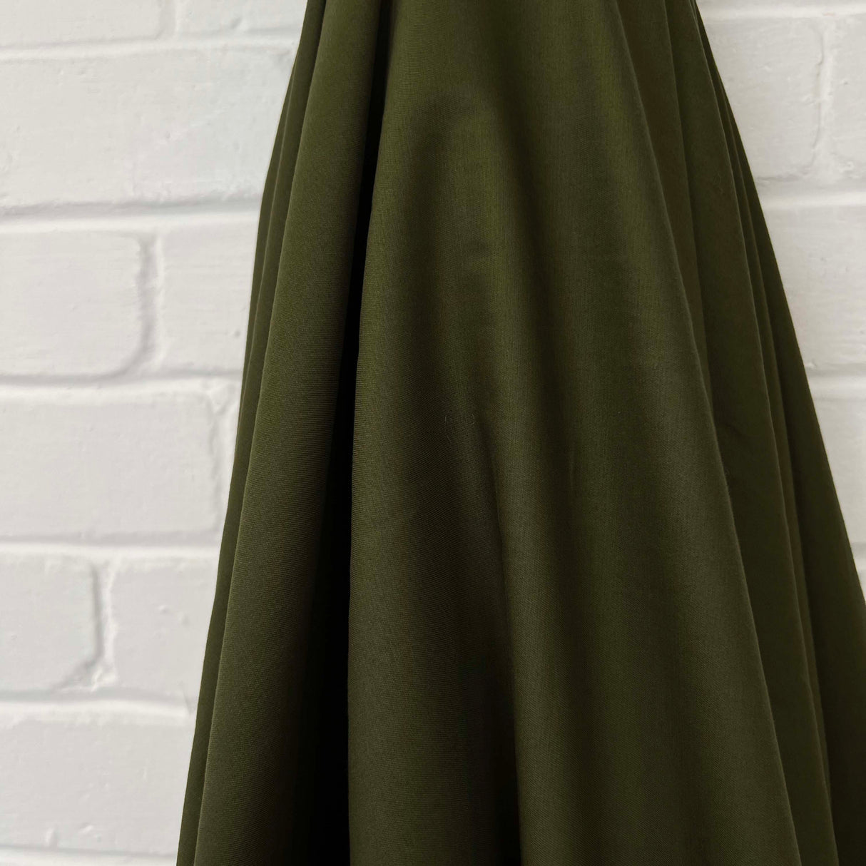 Boyfriend Material Green Cotton Plain Woven Shirting Italian Ex Designer Fabric Roll
