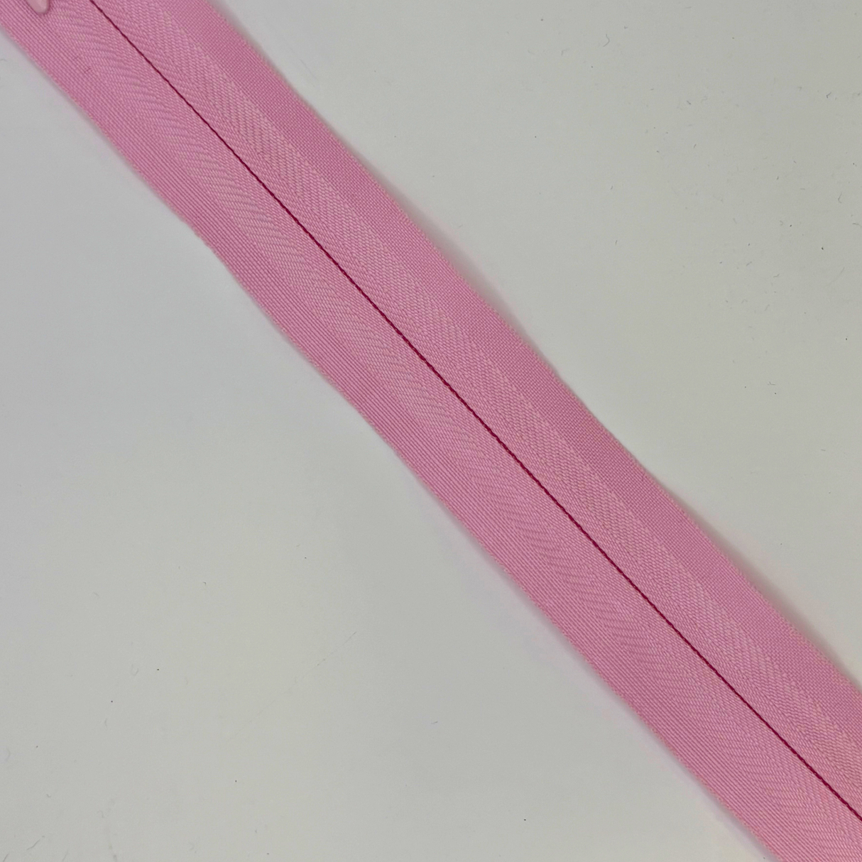 22 Inch Concealed Nylon Zips