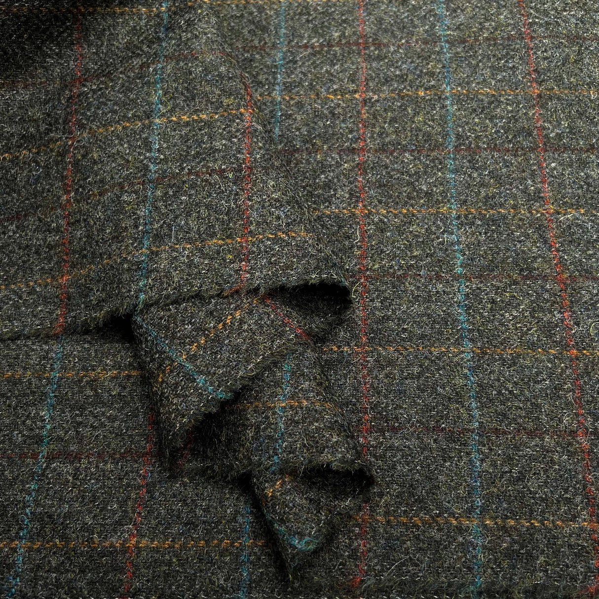 British 100% Wool Tweed Suiting Fabric  Countryfile - Forest Check Fold