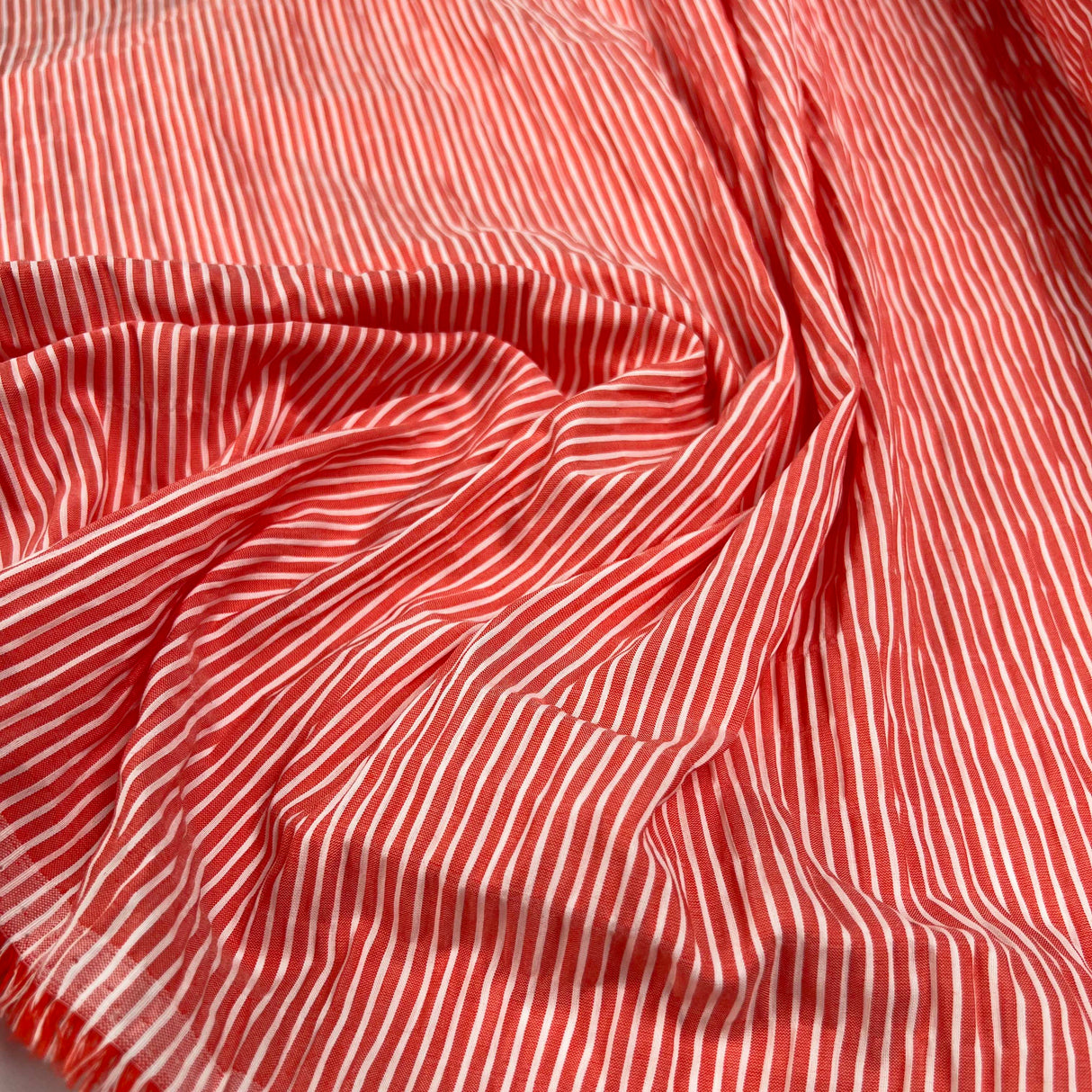 Crinkle Seersucker Stripe Red Cotton Polyester Elastane White Woven Dress Fabric Close Up