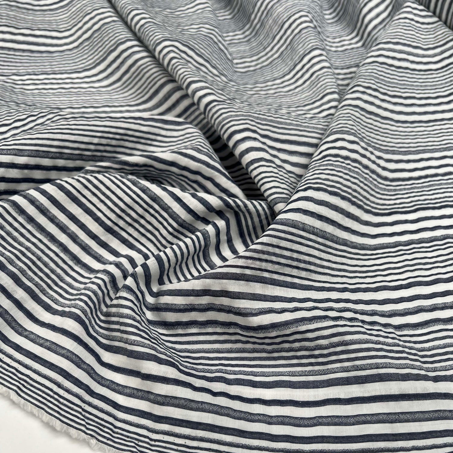 Deckchair Seersucker Navy Cotton Polyester Stripe White Woven Dress Fabric Close Up
