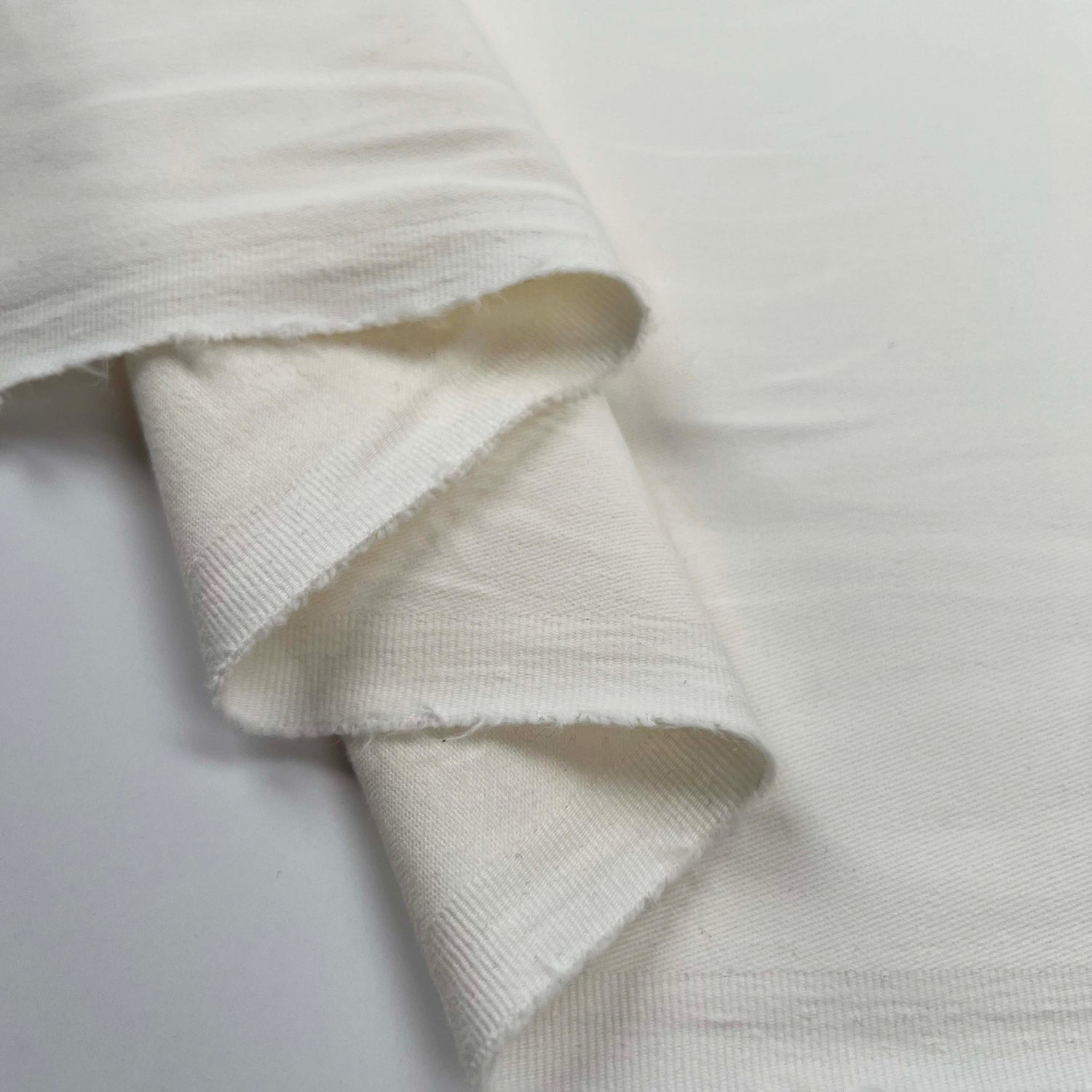 Italian Ex-Designer Soft Cream Cotton Stretch Twill Fabric Delitelli Fold