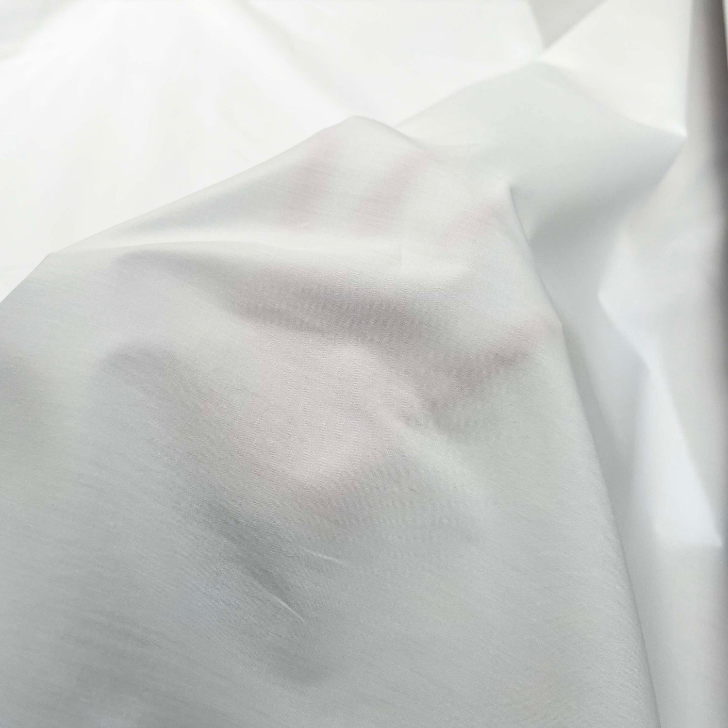 Fresh White Shirting Cotton Plain Woven Fabric CU