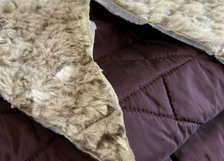 Quilted Class Wine Fur-lined diamond quilted nylon fabric Fold