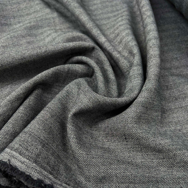 Happy Harry Viscose Blend Grey Herringbone Stretch Suiting Fabric
CU