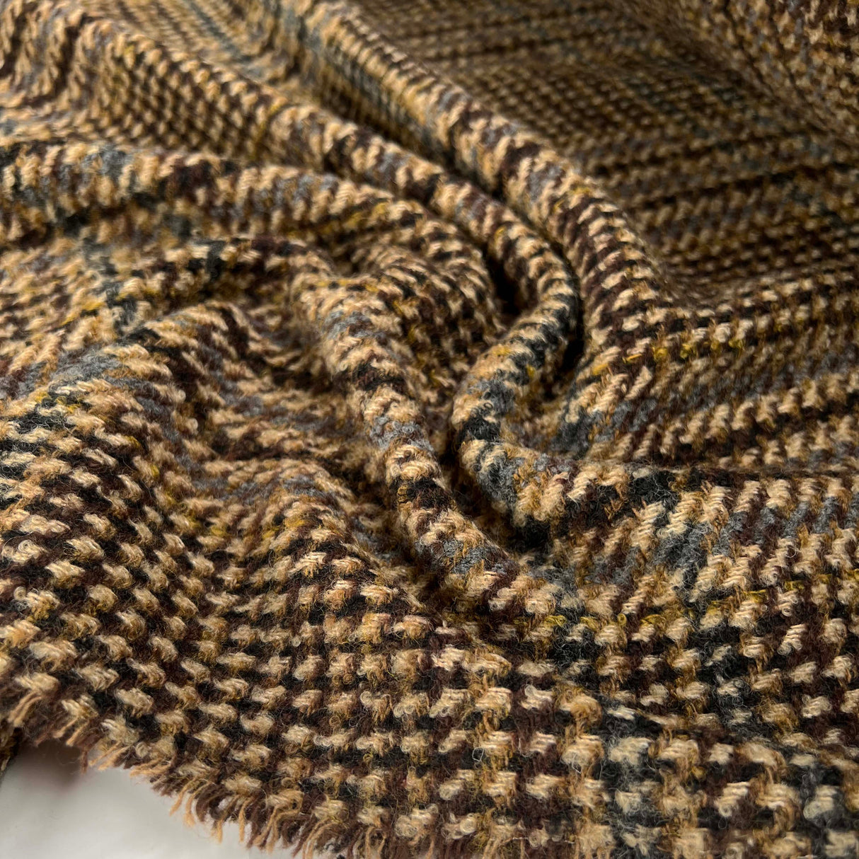 Humpty Polyester Wool Acrylic Brown Houndstooth Check Coating Fabric CU