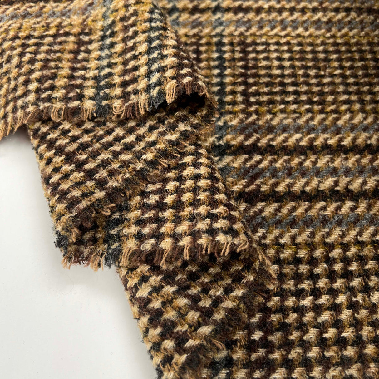 Humpty Polyester Wool Acrylic Brown Fold