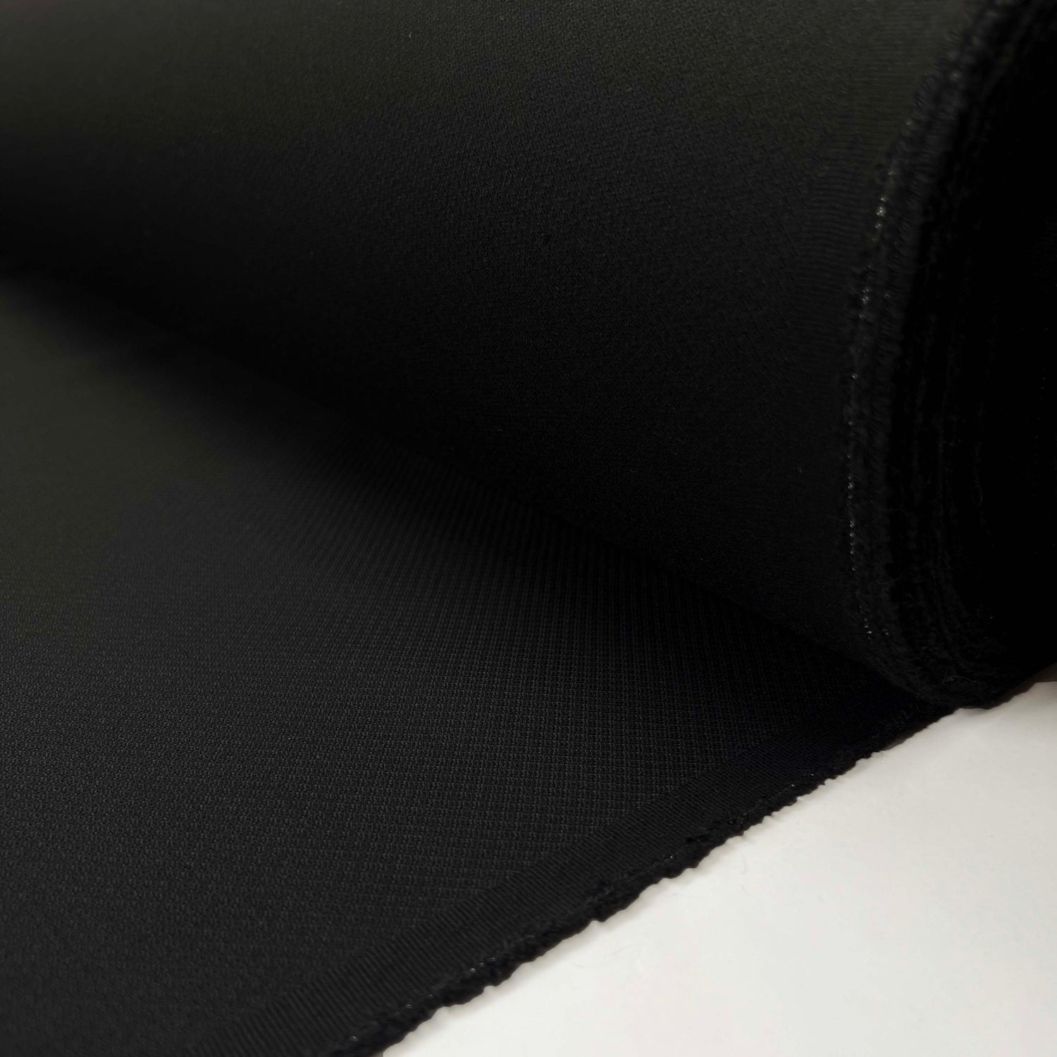 British Black Wool Polyester Diamond Suiting Fabric Imperial Night Roll